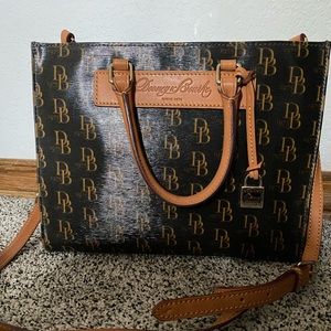 Gorgeous DB Black and Cognac top handle or cross body this bag is prefect!